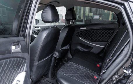 Hyundai Solaris II рестайлинг, 2011 год, 687 000 рублей, 23 фотография