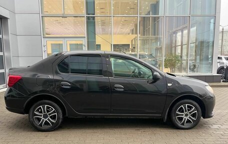 Renault Logan II, 2018 год, 950 000 рублей, 4 фотография
