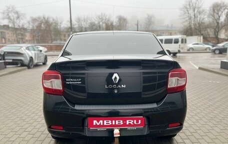 Renault Logan II, 2018 год, 950 000 рублей, 5 фотография