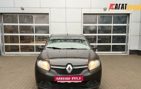 Renault Logan II, 2018 год, 950 000 рублей, 2 фотография