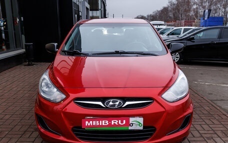 Hyundai Solaris II рестайлинг, 2011 год, 687 000 рублей, 2 фотография
