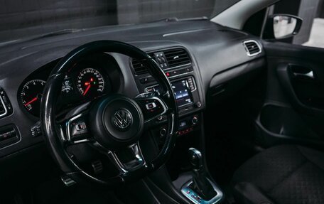 Volkswagen Polo VI (EU Market), 2018 год, 613 200 рублей, 8 фотография