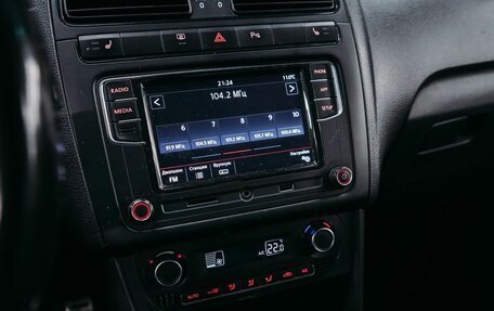 Volkswagen Polo VI (EU Market), 2018 год, 613 200 рублей, 12 фотография