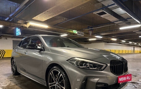 BMW 1 серия, 2022 год, 4 500 000 рублей, 2 фотография