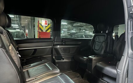 Mercedes-Benz V-Класс, 2018 год, 3 999 000 рублей, 9 фотография