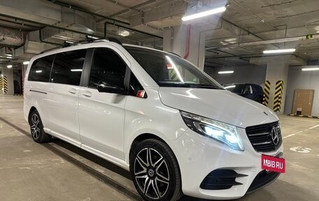 Mercedes-Benz V-Класс, 2018 год, 3 999 000 рублей, 3 фотография