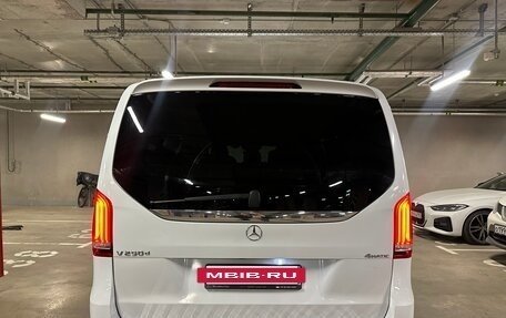 Mercedes-Benz V-Класс, 2018 год, 3 999 000 рублей, 5 фотография