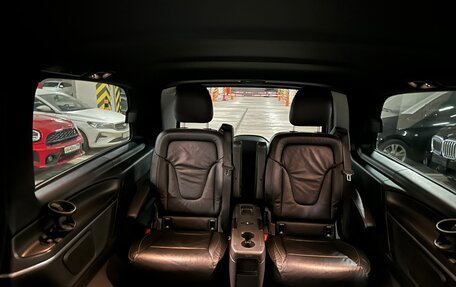 Mercedes-Benz V-Класс, 2018 год, 3 999 000 рублей, 24 фотография