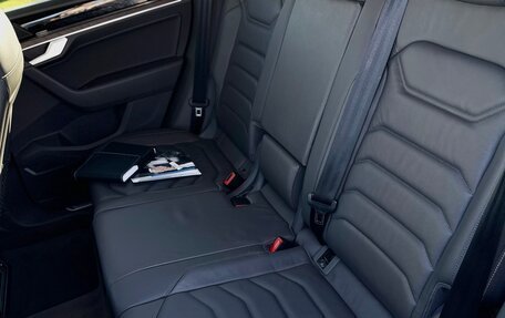 Volkswagen Touareg III, 2018 год, 4 690 000 рублей, 12 фотография