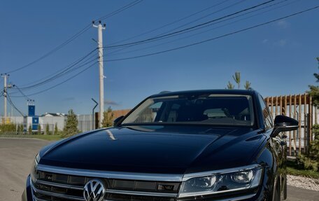 Volkswagen Touareg III, 2018 год, 4 690 000 рублей, 7 фотография