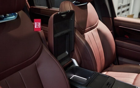 Land Rover Range Rover IV рестайлинг, 2025 год, 23 000 000 рублей, 20 фотография