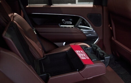 Land Rover Range Rover IV рестайлинг, 2025 год, 23 000 000 рублей, 19 фотография