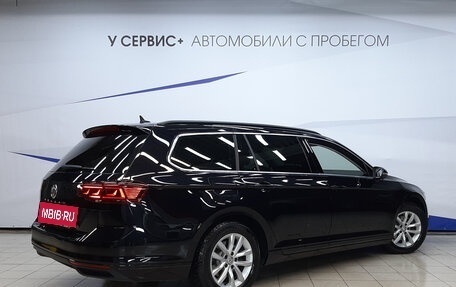 Volkswagen Passat B8 рестайлинг, 2019 год, 2 270 000 рублей, 3 фотография