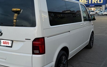 Volkswagen Caravelle T6 рестайлинг, 2021 год, 5 450 000 рублей, 4 фотография