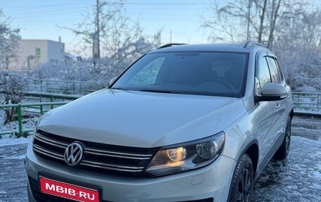 Volkswagen Tiguan I, 2012 год, 1 100 000 рублей, 1 фотография