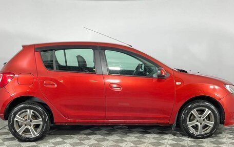 Renault Sandero II рестайлинг, 2015 год, 750 000 рублей, 3 фотография