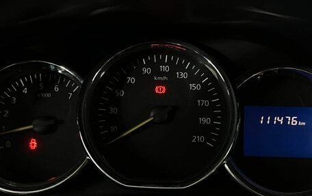 Renault Sandero II рестайлинг, 2015 год, 750 000 рублей, 13 фотография