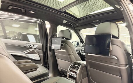 BMW X7, 2025 год, 18 299 000 рублей, 38 фотография