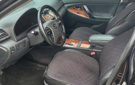 Toyota Camry, 2010 год, 950 000 рублей, 10 фотография