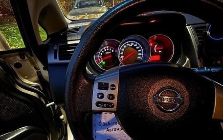 Nissan Tiida, 2011 год, 760 000 рублей, 11 фотография