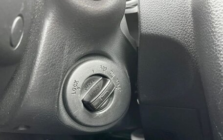 Nissan Tiida, 2011 год, 760 000 рублей, 24 фотография