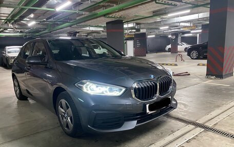 BMW 1 серия, 2021 год, 2 150 000 рублей, 7 фотография