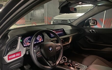 BMW 1 серия, 2021 год, 2 150 000 рублей, 12 фотография