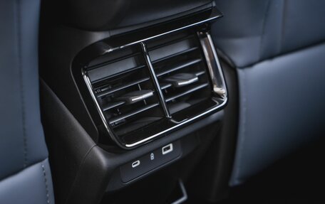 Geely Atlas, 2024 год, 3 878 900 рублей, 21 фотография