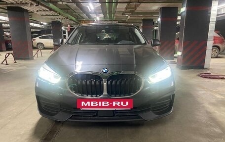 BMW 1 серия, 2021 год, 2 178 000 рублей, 2 фотография