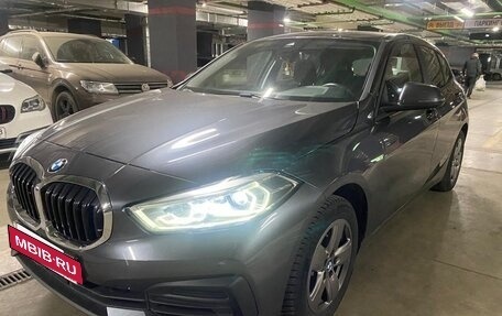 BMW 1 серия, 2021 год, 2 178 000 рублей, 6 фотография