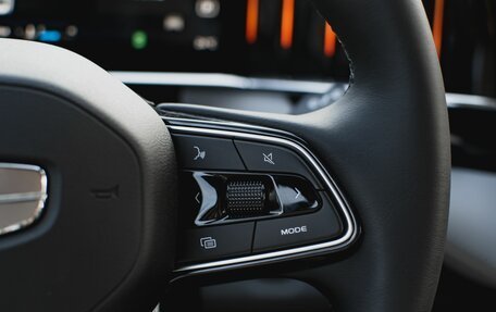 Geely Atlas, 2024 год, 3 977 900 рублей, 18 фотография