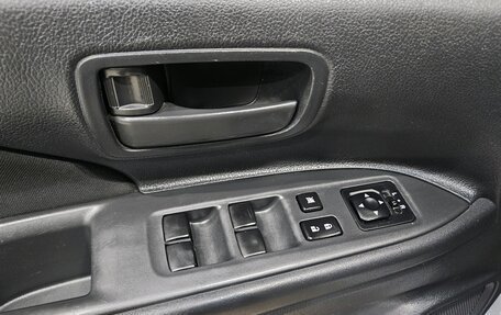 Mitsubishi Outlander III рестайлинг 3, 2013 год, 1 070 000 рублей, 16 фотография