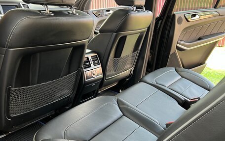 Mercedes-Benz GL-Класс, 2013 год, 2 600 000 рублей, 18 фотография