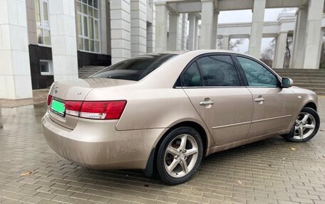 Hyundai Sonata VI, 2006 год, 660 000 рублей, 3 фотография