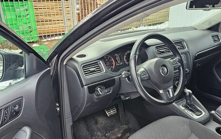 Volkswagen Jetta VI, 2014 год, 990 000 рублей, 5 фотография