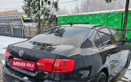 Volkswagen Jetta VI, 2014 год, 990 000 рублей, 3 фотография