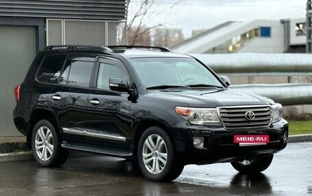 Toyota Land Cruiser 200, 2013 год, 3 320 000 рублей, 2 фотография