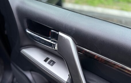 Toyota Land Cruiser 200, 2013 год, 3 320 000 рублей, 10 фотография