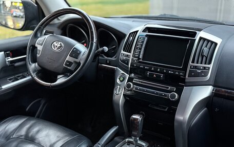 Toyota Land Cruiser 200, 2013 год, 3 320 000 рублей, 15 фотография