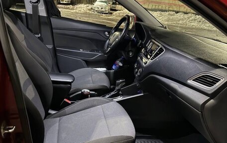 Hyundai Solaris II рестайлинг, 2019 год, 1 100 000 рублей, 9 фотография