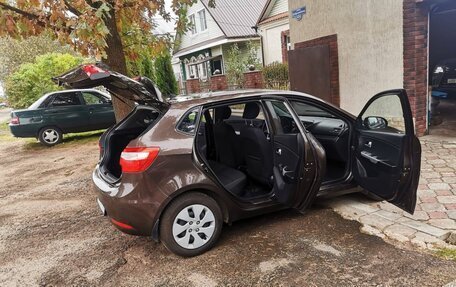 KIA Rio III рестайлинг, 2014 год, 770 000 рублей, 17 фотография