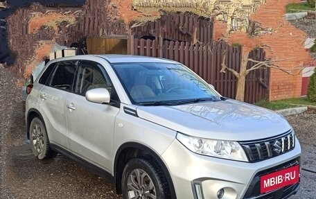 Suzuki Vitara II рестайлинг, 2020 год, 2 500 000 рублей, 2 фотография