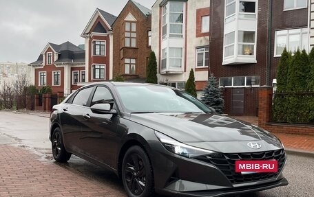 Hyundai Elantra, 2021 год, 2 100 000 рублей, 3 фотография