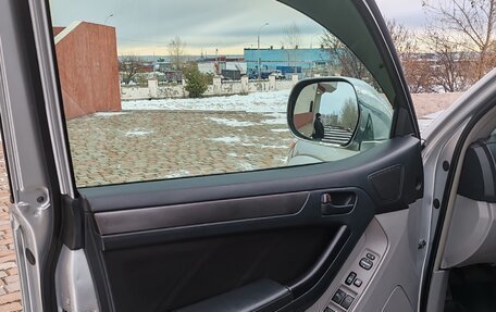 Toyota 4Runner IV, 2006 год, 3 000 000 рублей, 8 фотография