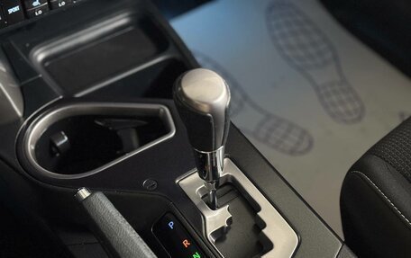 Toyota RAV4, 2019 год, 1 779 000 рублей, 18 фотография