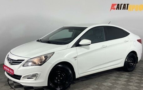 Hyundai Solaris II рестайлинг, 2015 год, 1 050 000 рублей, 1 фотография