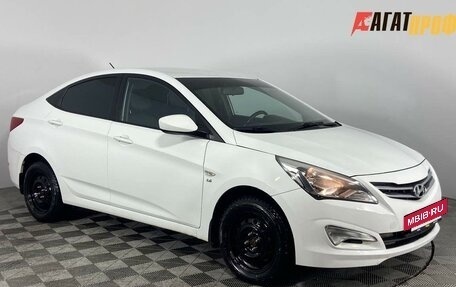 Hyundai Solaris II рестайлинг, 2015 год, 1 050 000 рублей, 3 фотография