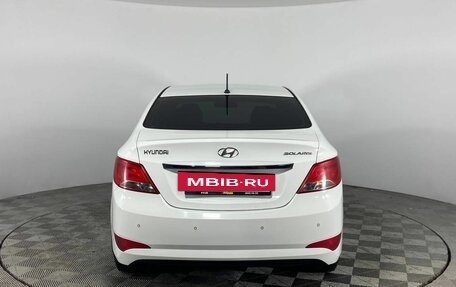 Hyundai Solaris II рестайлинг, 2015 год, 1 050 000 рублей, 6 фотография