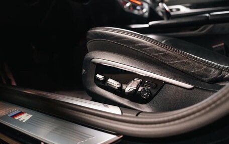 BMW 7 серия, 2016 год, 4 199 000 рублей, 18 фотография