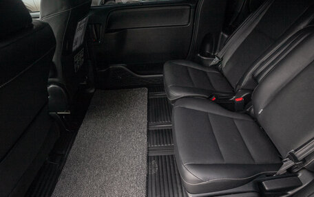 Toyota Esquire I, 2015 год, 1 868 000 рублей, 15 фотография